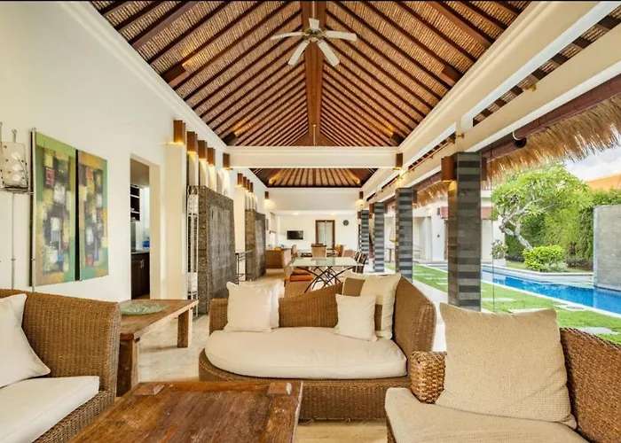 4 Bedroom Private Umalas 2 * Семиньяк